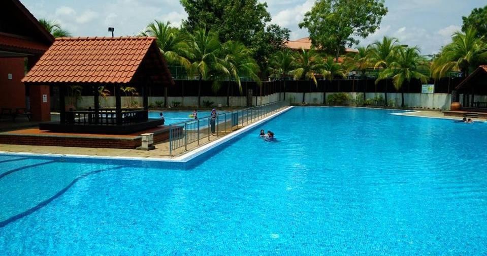 HomeStay D 11 Putrajaya Extérieur photo
